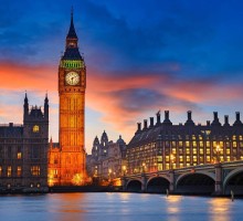 Big Ben and westminster bridge at dusk in London, United Kingdom